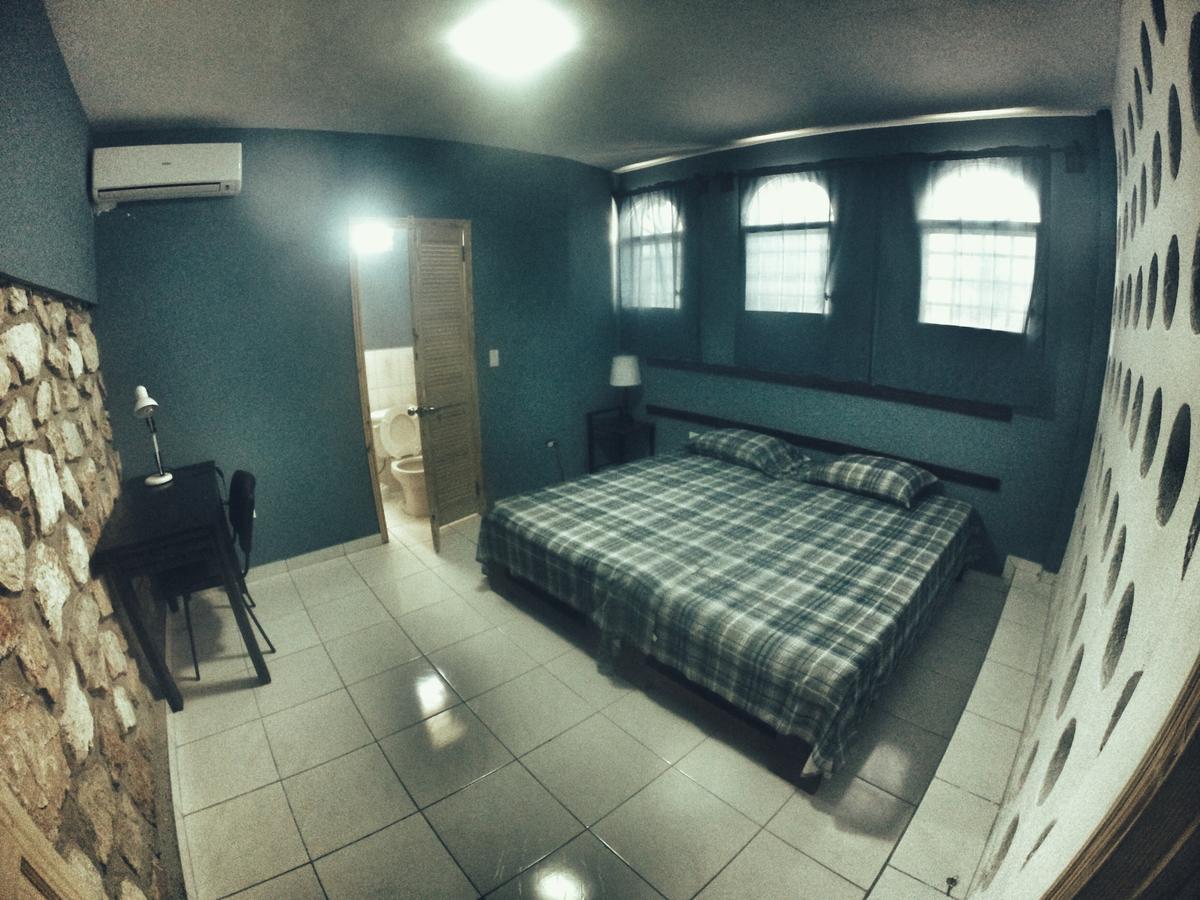Trinity Lodge - Extended Stay Порт о Пренс Екстериор снимка